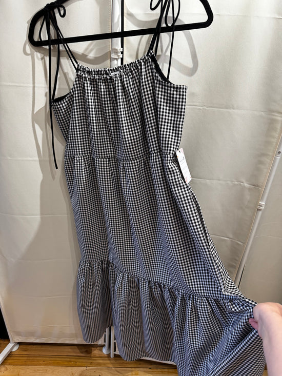 Robe longue Vichy N&B taille ajustable M-XL